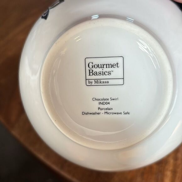 Mikasa Gourmet Basics Chocolate Swirl
Soup/Cereal Bowl replacement - Picture 3 of 8
